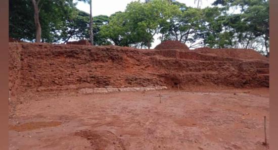 මාගම රාජධානි සමයට අයත් ඉපැරණි දාගැබක කැණීමක් ඇරඹේ